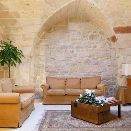 Casa Mamma Elvira Bed & Breakfast Lecce Eksteriør bilde