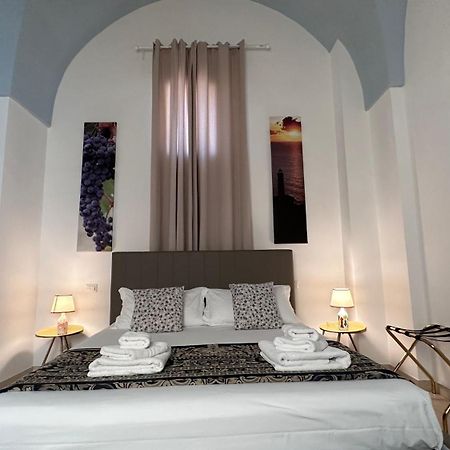 Casa Mamma Elvira Bed & Breakfast Lecce Eksteriør bilde