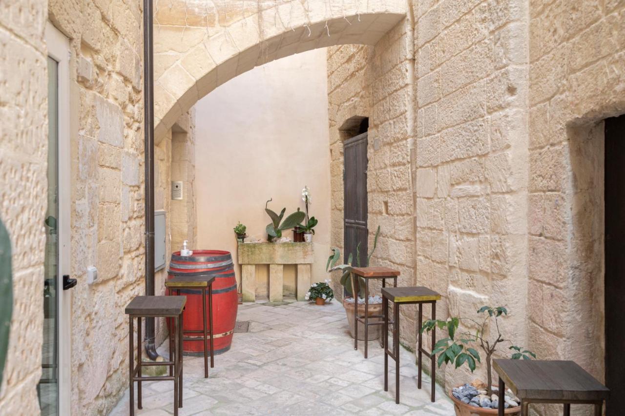 Casa Mamma Elvira Bed & Breakfast Lecce Eksteriør bilde