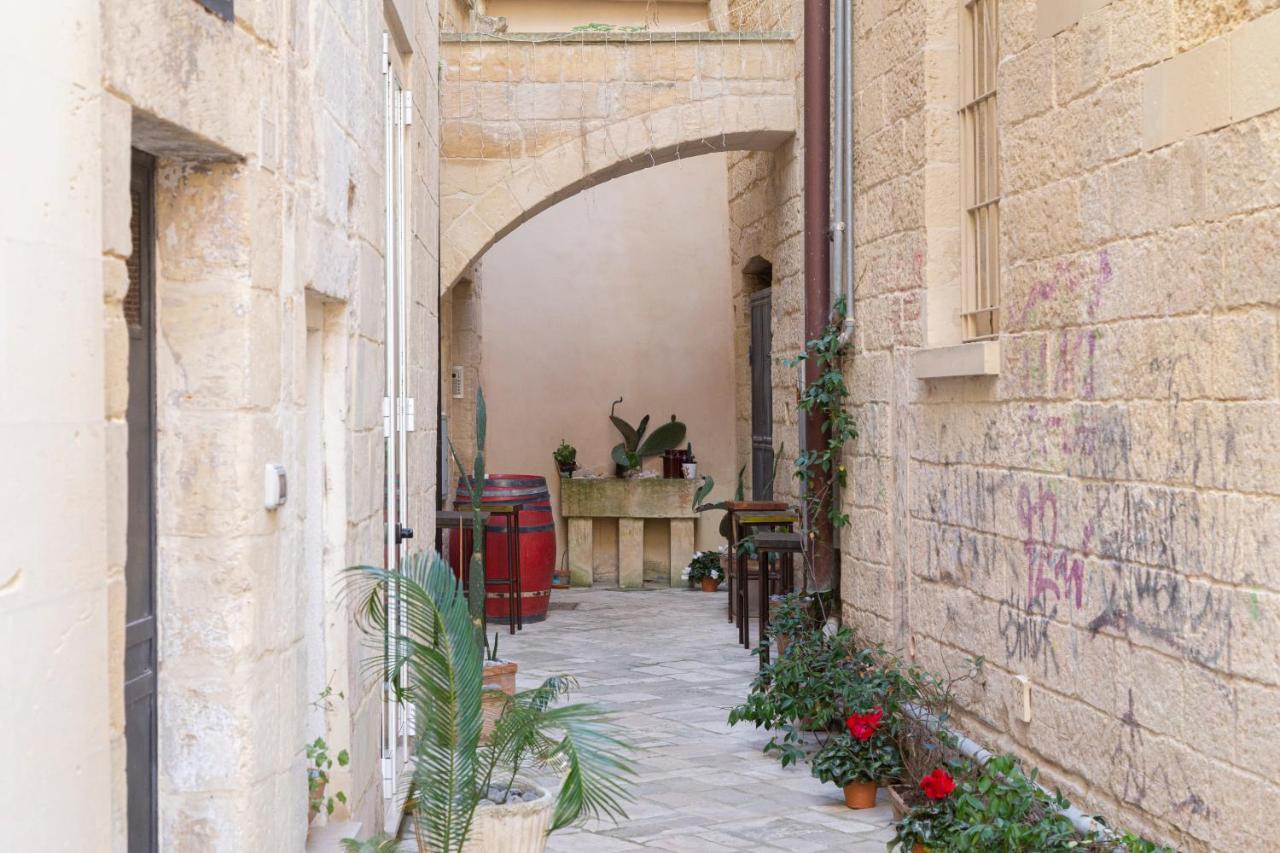 Casa Mamma Elvira Bed & Breakfast Lecce Eksteriør bilde