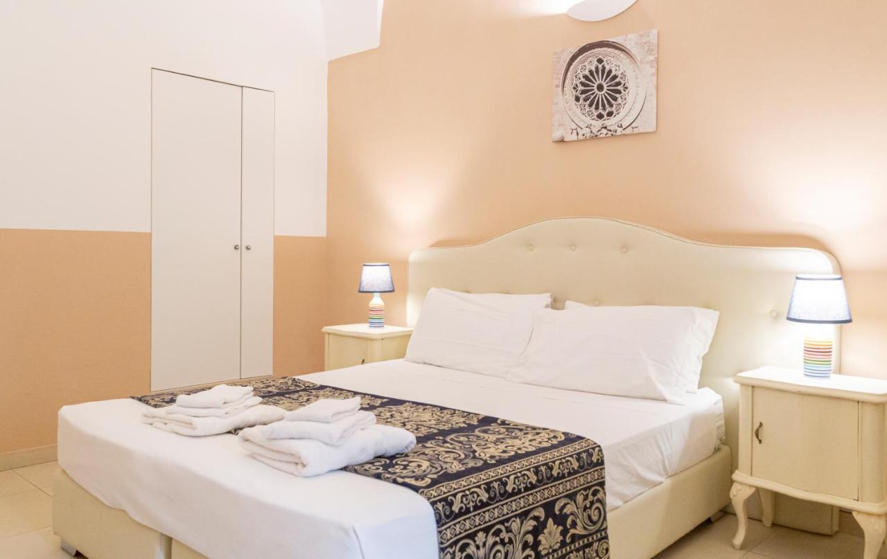 Casa Mamma Elvira Bed & Breakfast Lecce Eksteriør bilde